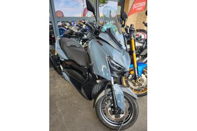 YAMAHA XMAX 300 Tech Max