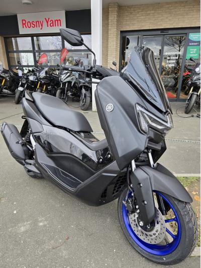 YAMAHA NMAX 125