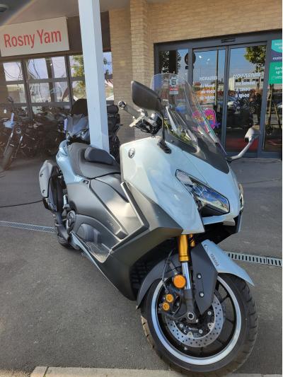 YAMAHA XP T-MAX 560 TECH MAX