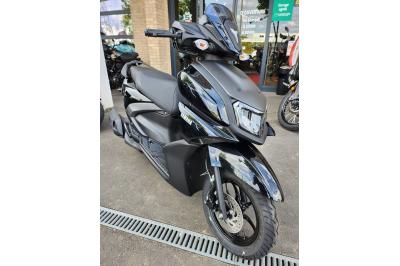 YAMAHA RayZR 125