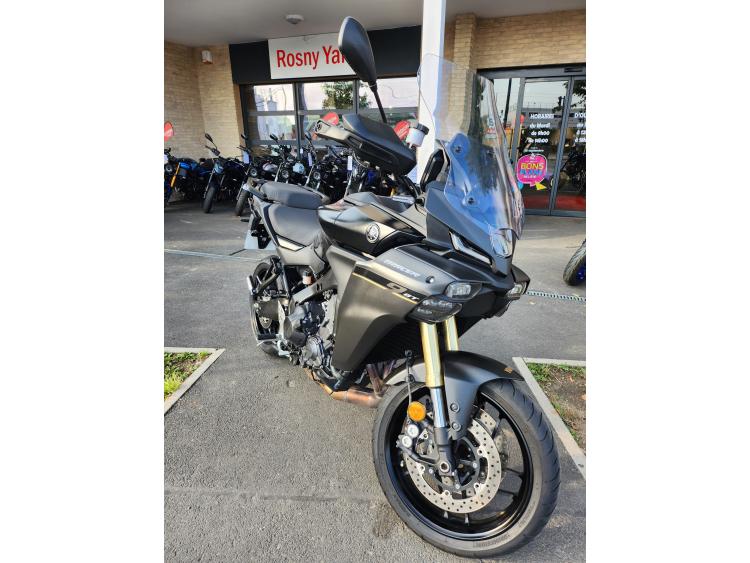 YAMAHA TRACER 9 GT AVEC VALISES PERMIS A 