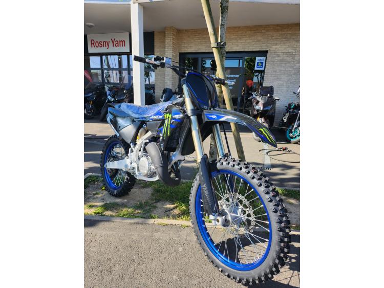 YAMAHA YZ125 MONSTER ENERGY