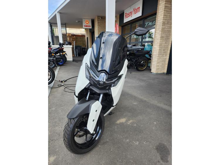 YAMAHA NMAX 125