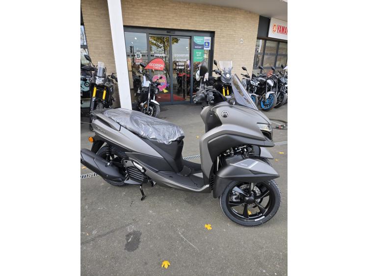 YAMAHA TRICITY 125 MODELE 2025 PERMIS B + FORMATION 7H