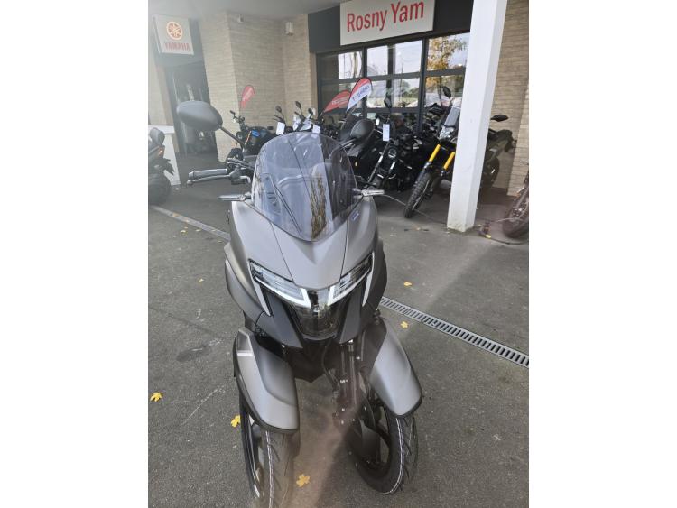 YAMAHA TRICITY 125 MODELE 2025 PERMIS B + FORMATION 7H